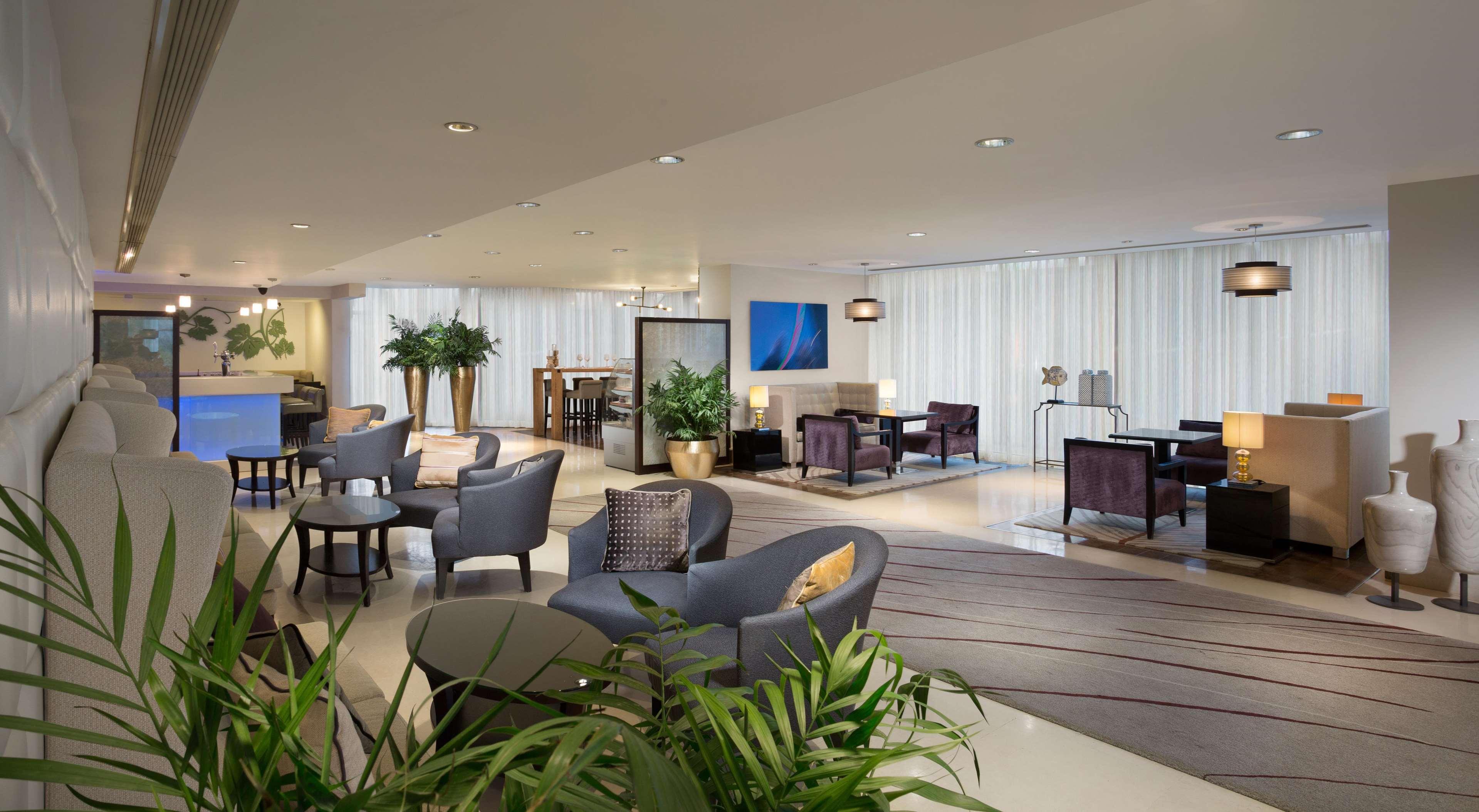 Carlton - Luxury On The Hotel Tel Aviv
