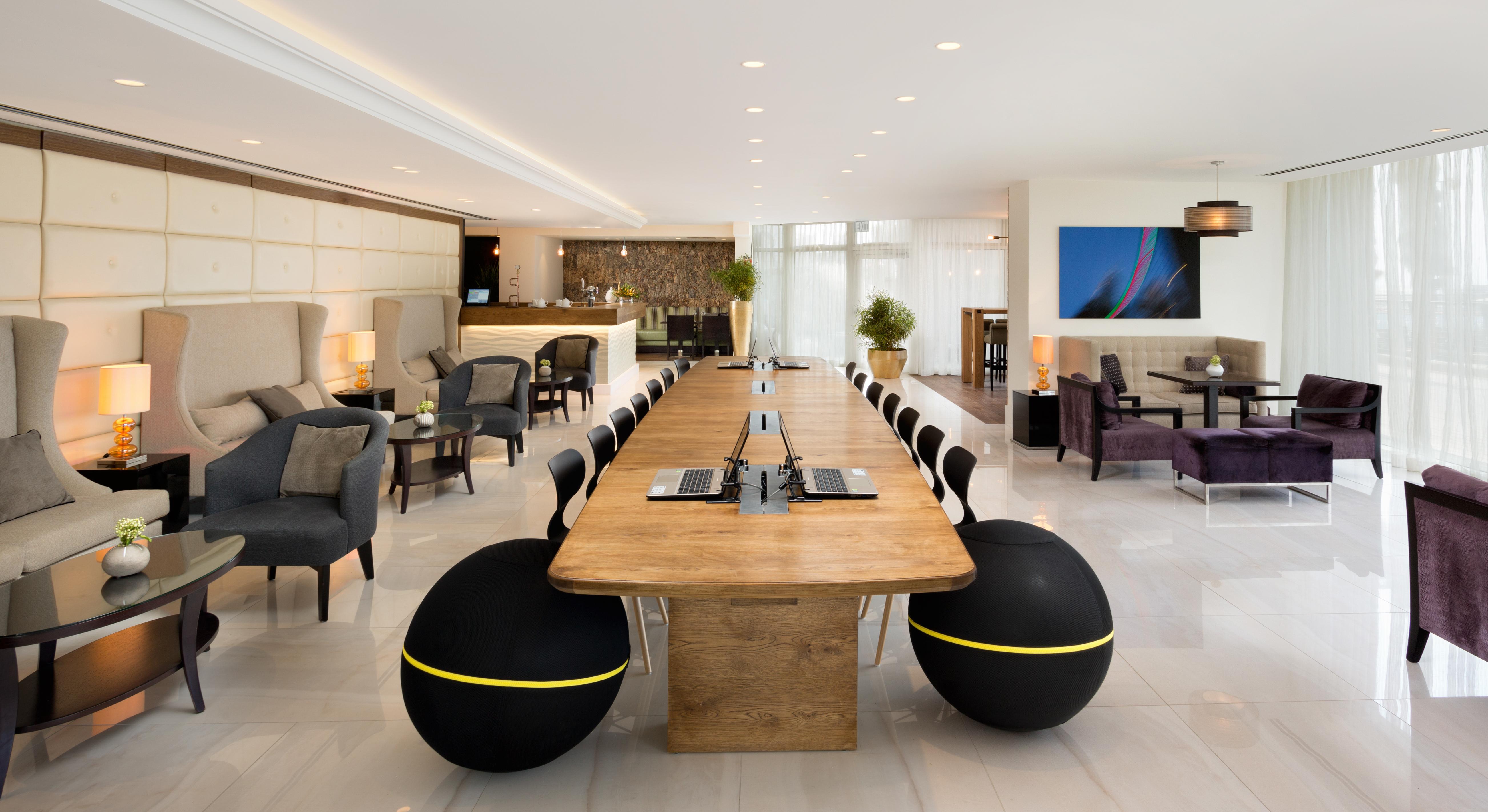 Hotel Carlton - Luxury On The Tel Aviv
